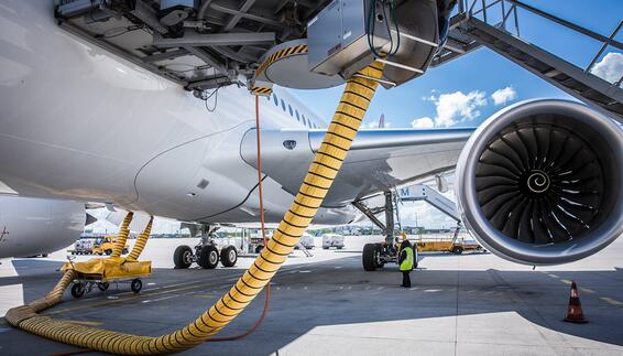 Pre-Conditioned Air-Anlage (PCA) auf dem Vorfeld Pre-Conditioned Air-Anlage (PCA) auf dem Vorfeld