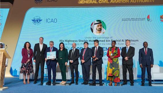 ICAO TPP Member Recognition Ceremony: Laura Camastra, Chief, Training – ICAO (first left), Alexander Hoemer, SVP – Airport Academy, Juan Carlos Salazar, Secretary General – ICAO, Fabiola Pfauser, VP Product Management – Airport Academy.  